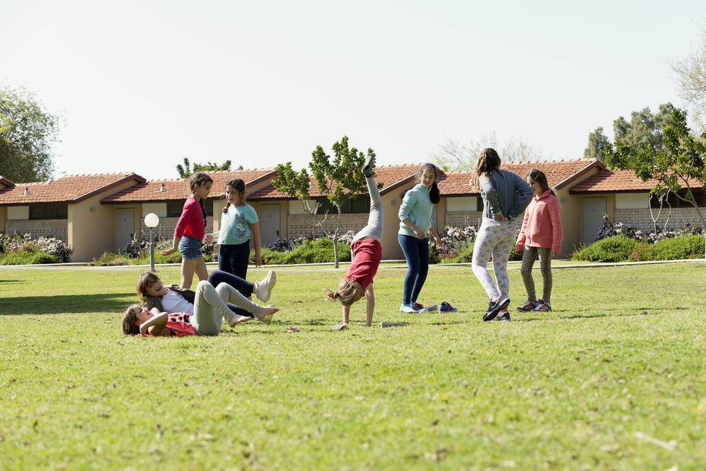 Shefayim Kibbutz Hotel Kültér fotó